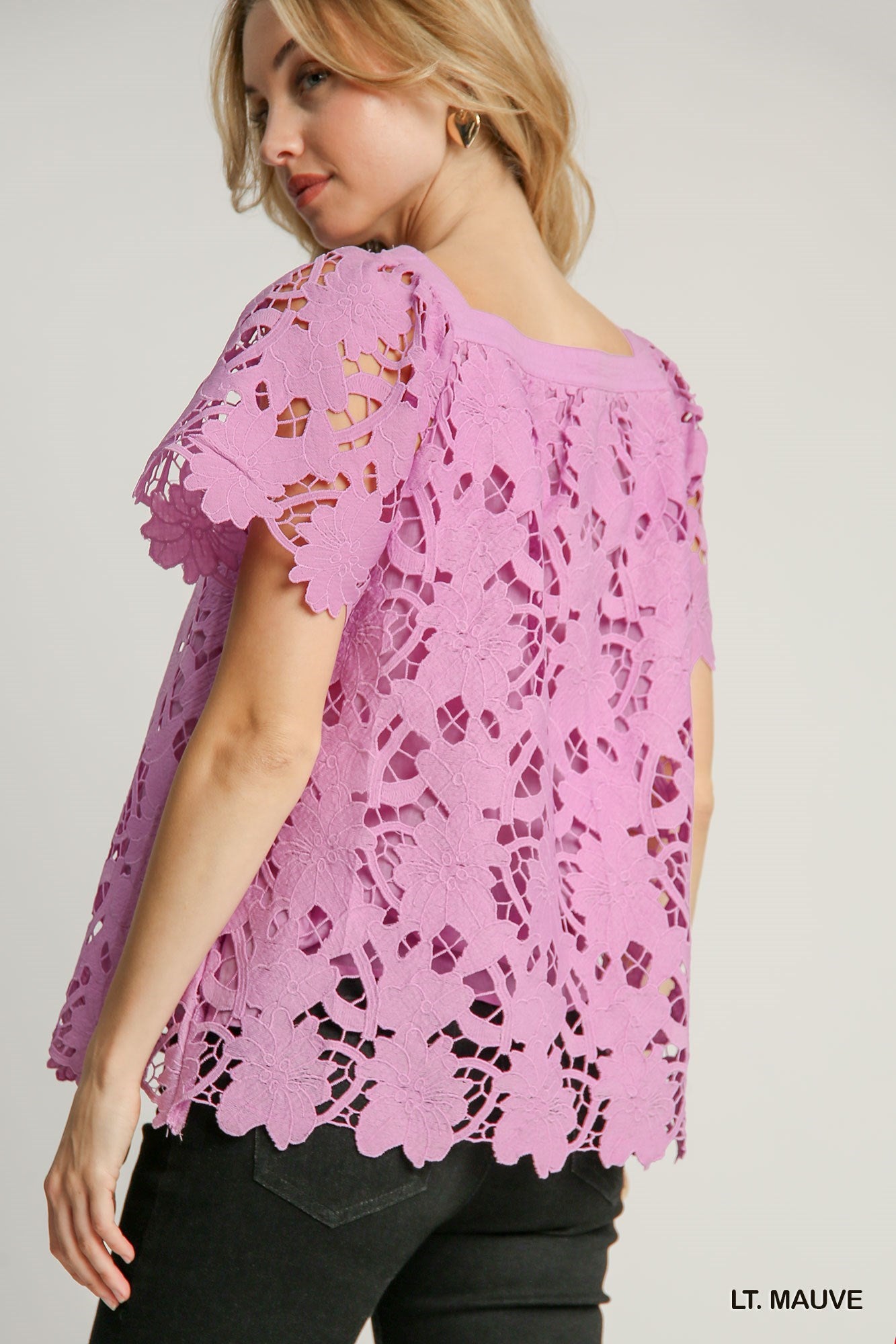Floral Lace Short Sleeve Top
